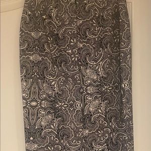 Black and white paisley Express skirt